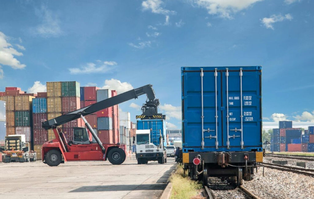 Through Meedek PTL FZE, Medic Holdings now facilitates the steady supply of essential goods like wheat and coffee to East Africa, supporting food and trade security.